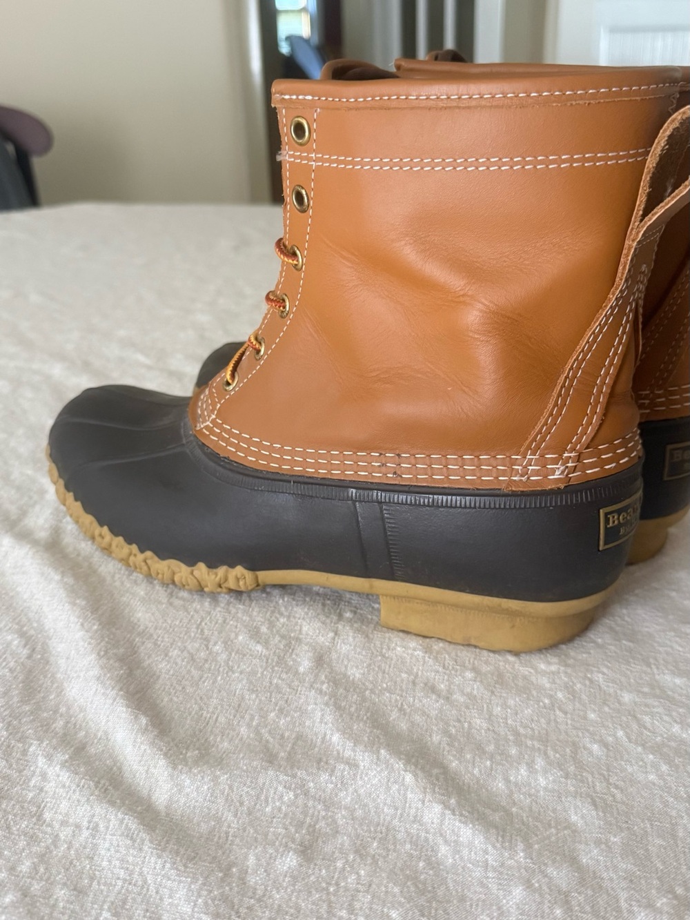 L.L. Bean Brown and Black Men’s Duck Boots size 9 mens - Picture 4 of 9